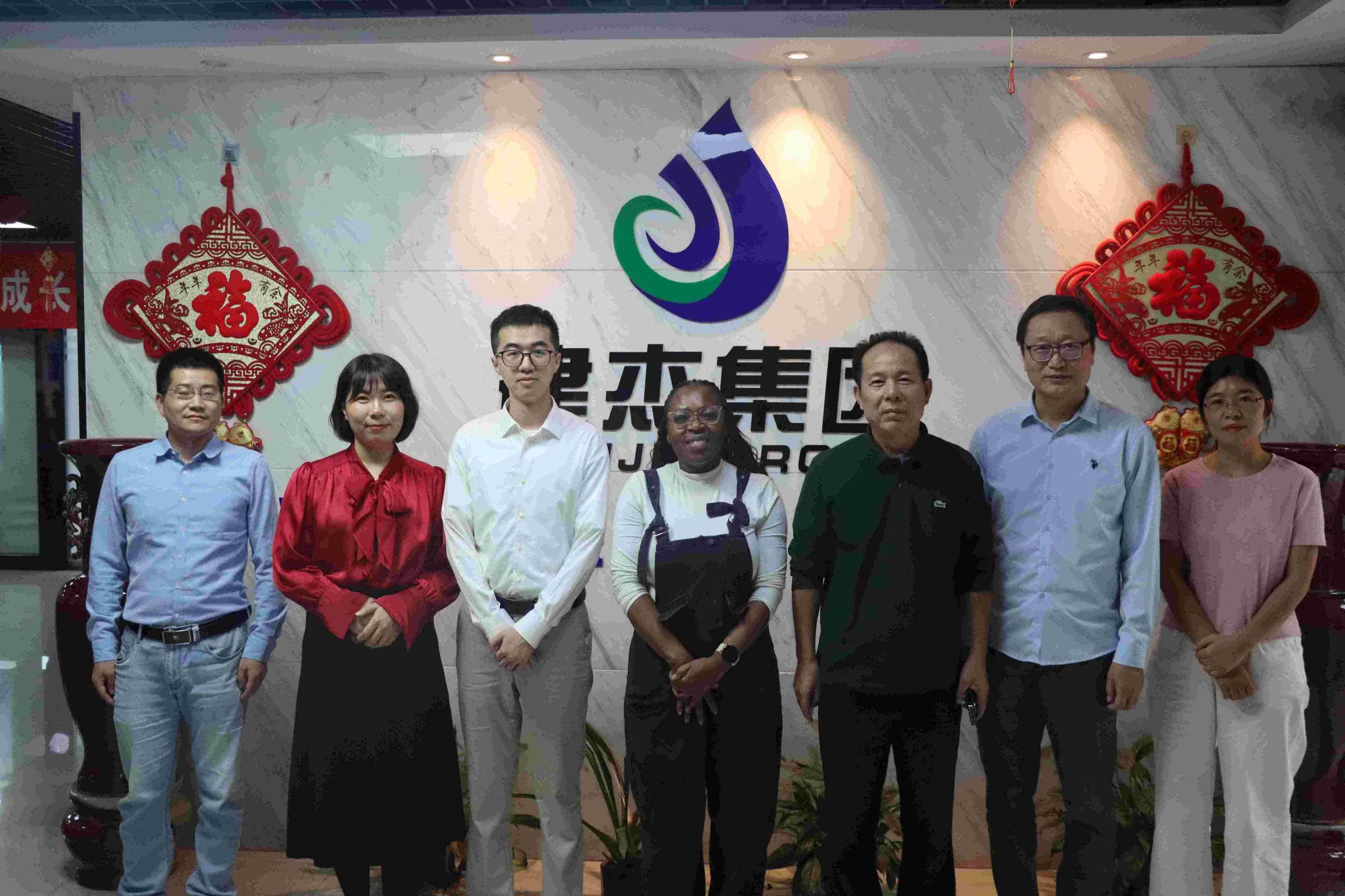 南非客户来访扑睿德州游戏官网实业：共话经济炼铁新篇章！
